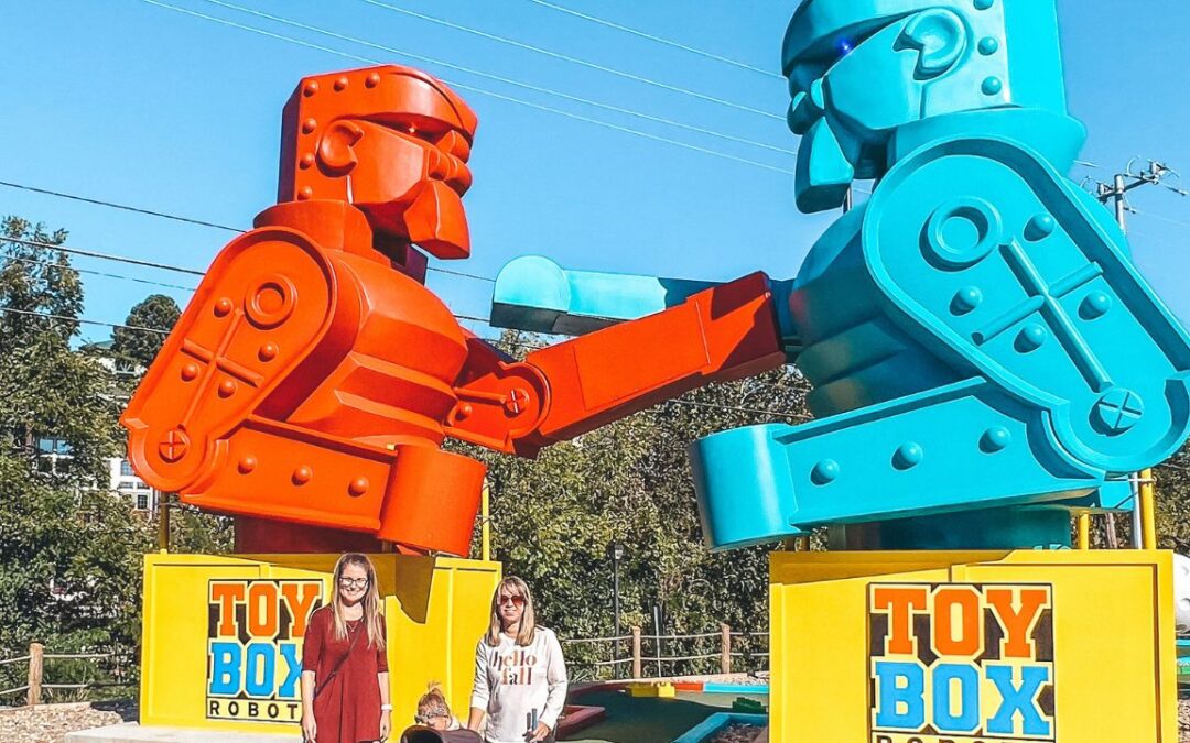 Our Review of Toy Box Mini Golf Putt Putt in Pigeon Forge, TN