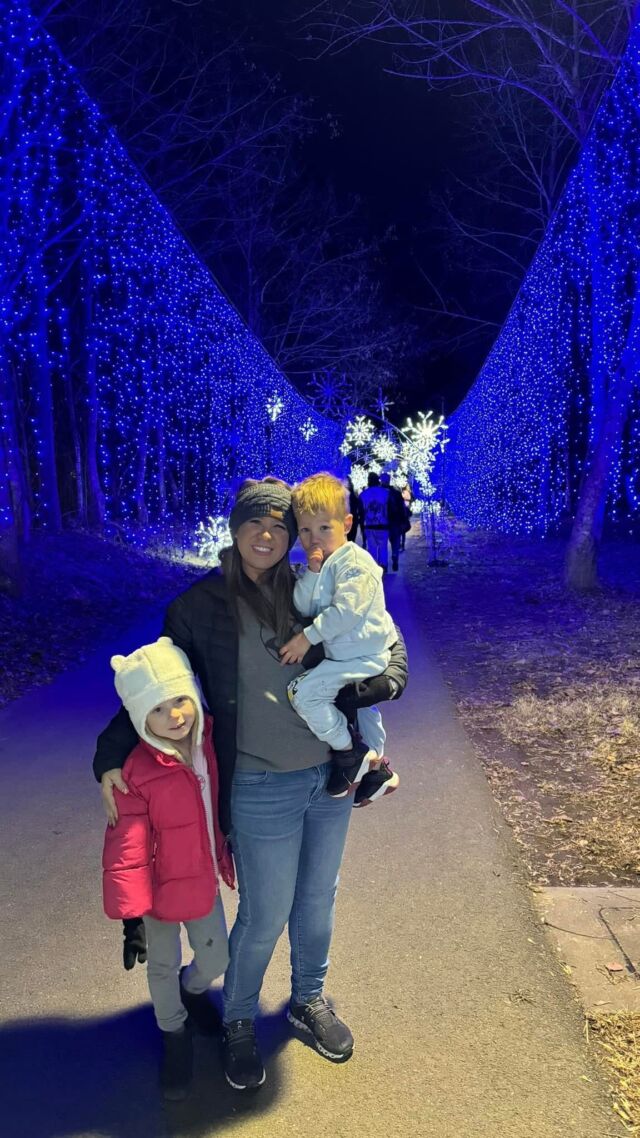 This FREE walking trail will get you in the holiday spirit! Grab some friends and your hot chocolate and play some Christmas music as you walk the trail

#pigeonforge #gatlinburg #smokymountains
