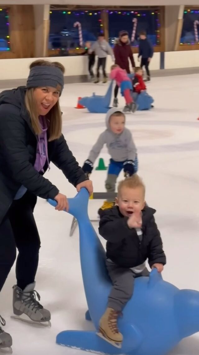 We love the Smoky Mountains but sometimes the crowds can be too much, so we like to head towards Ice Chalet in Knoxville to go Ice Skating. They have some great rates and we love the ride assist for the kids.

#pigeonforge #knoxville #knoxvilletn